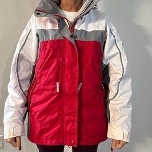 COLUMBIA BASIQUE 3 IN 1 COAT. Women’s size MEDIUM in color red, white and gray.